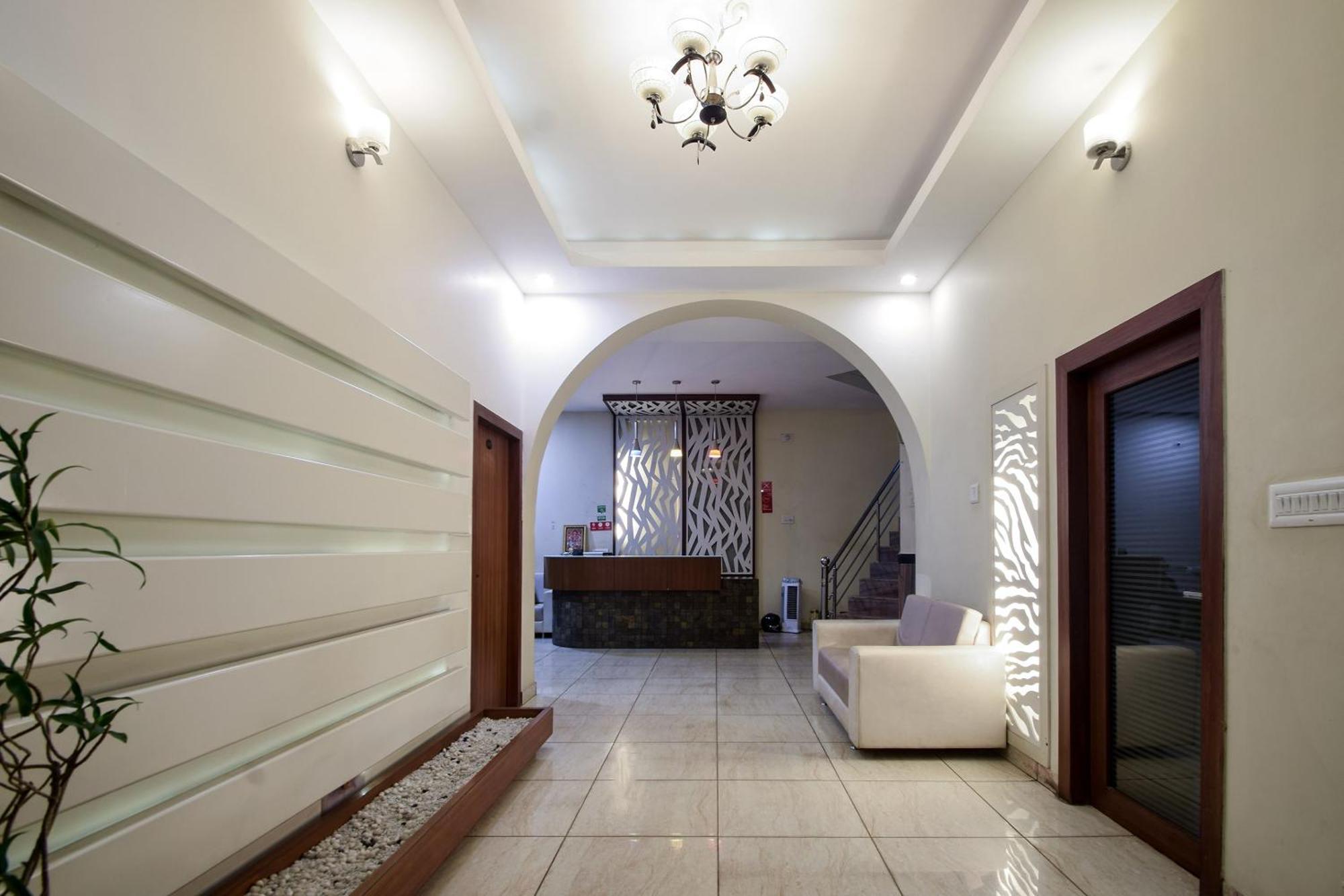 Collection O Royal Icon Udaipur Exterior foto